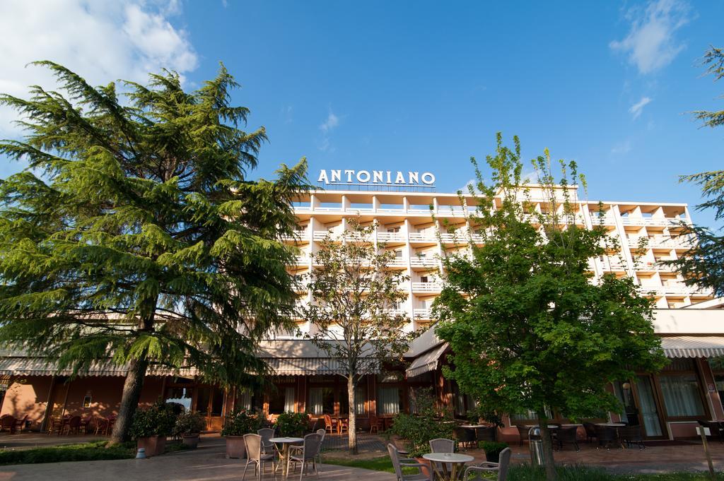 Hotel Terme Antoniano Montegrotto Terme Exterior photo
