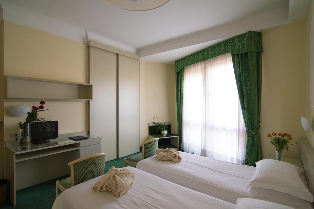 Hotel Terme Antoniano Montegrotto Terme Exterior photo