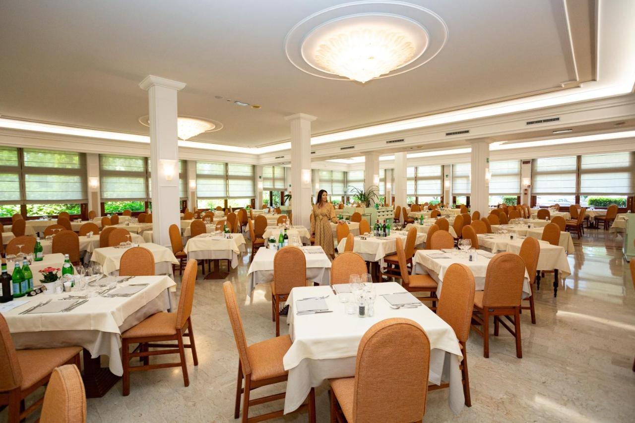 Hotel Terme Antoniano Montegrotto Terme Exterior photo